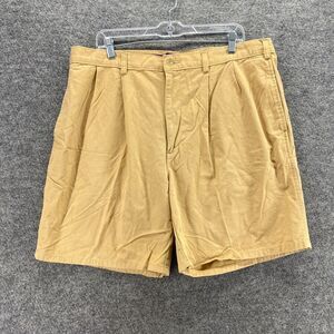 Hunt Club Shorts Men 40 Beige High Rise Flat Front Bermuda Pockets Cotton Casual